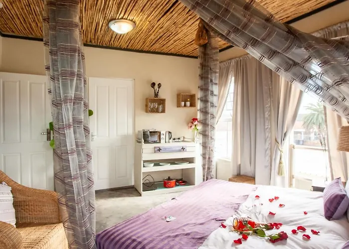 Honeymoon Suites Strand Helderberg
